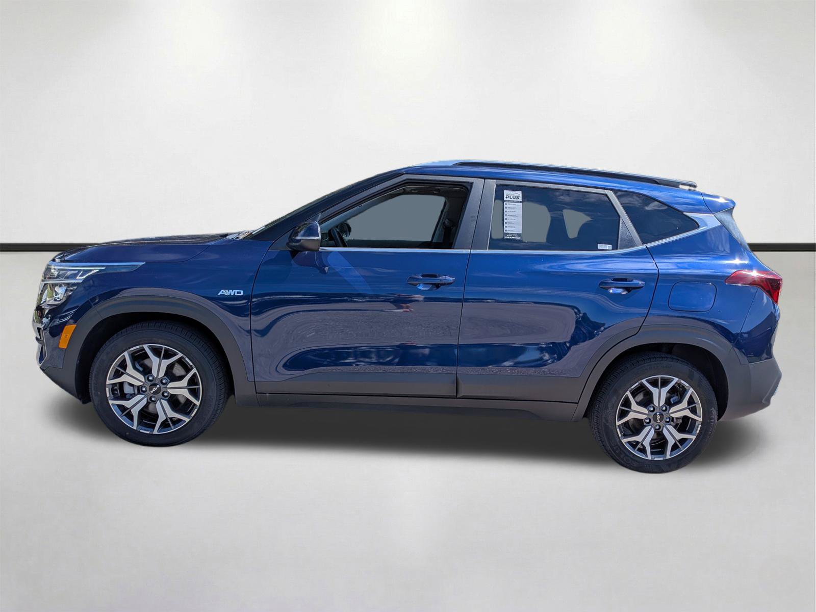 Used 2023 Kia Seltos EX AWD/4WD image 7