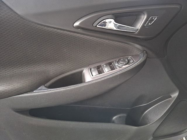 Used 2021 Chevrolet Malibu LT image 14