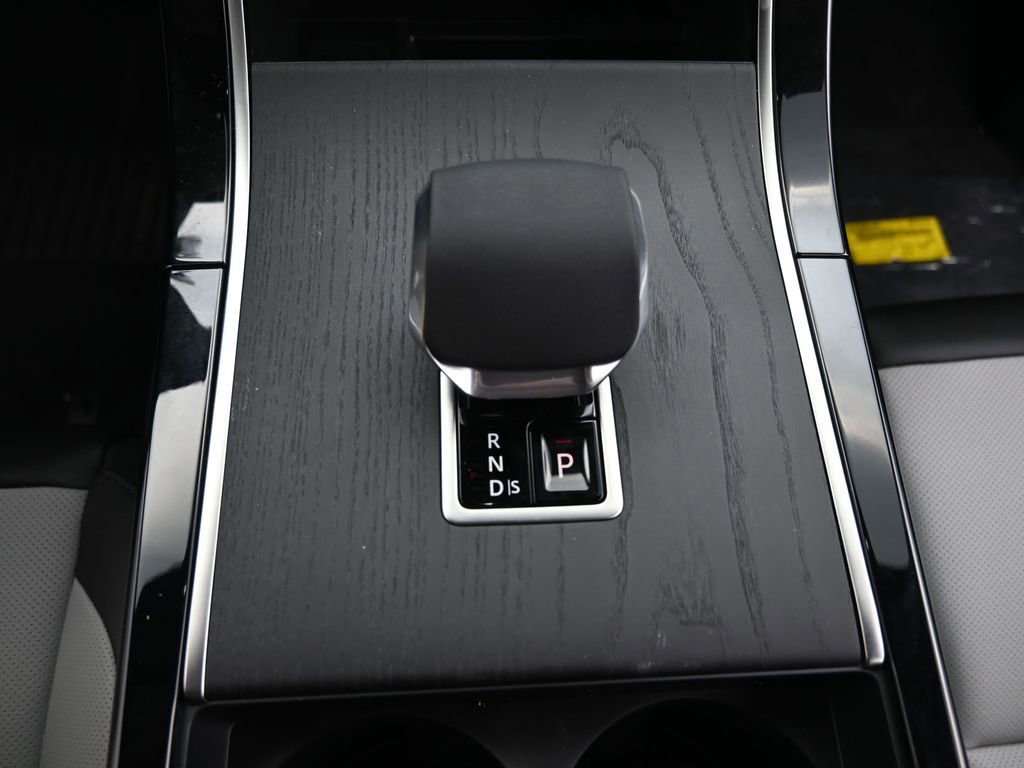 Used 2026 Land Rover Range Rover Velar Dynamic SE image 22