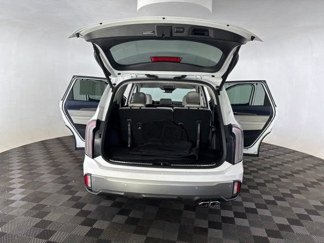 Certified 2025 Kia Telluride SX FWD image 16