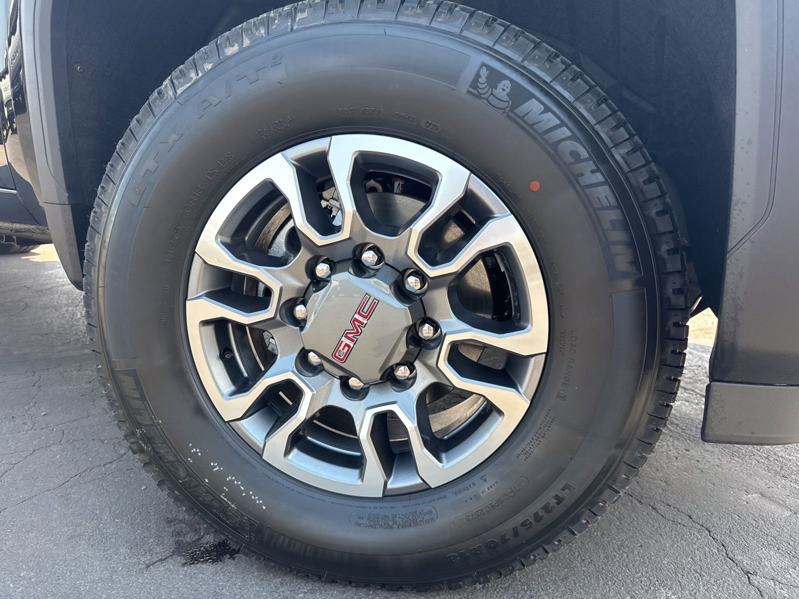 New 2025 GMC Sierra 3500 SLT w/ SLT Convenience Package image 6