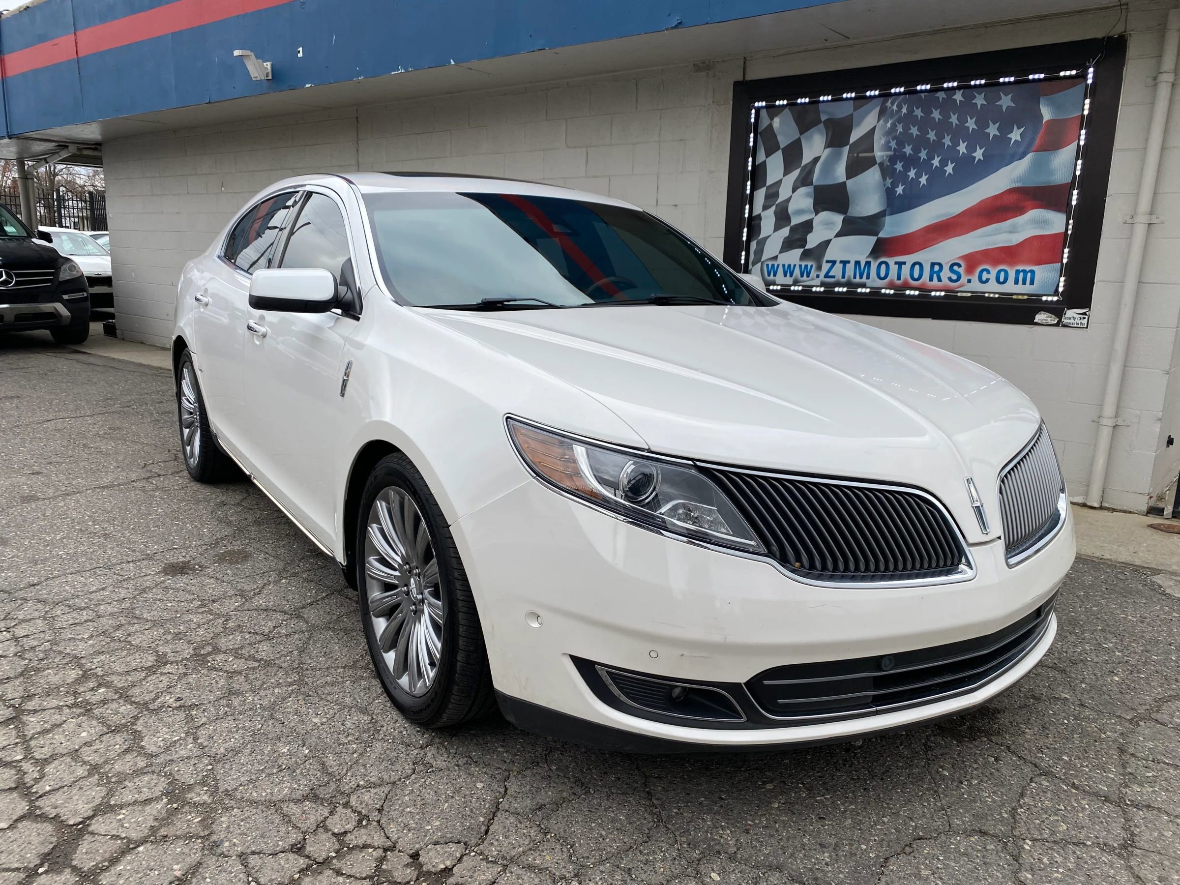 Used 2014 Lincoln MKS AWD w/ Equipment Group 101A