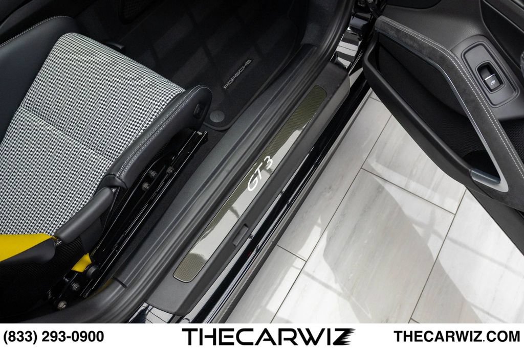 Used 2015 Porsche 911 GT3 RWD image 96
