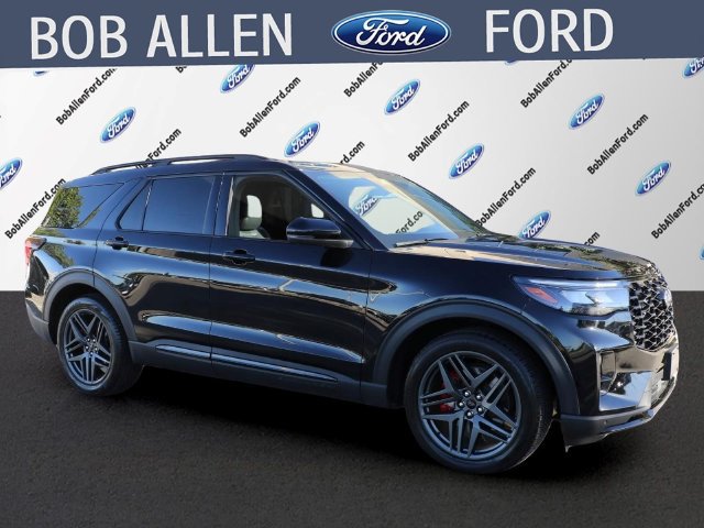 Used 2025 Ford Explorer ST w/ Sun And Sound Package AWD/4WD image 2