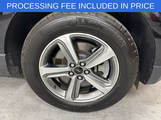 Certified 2024 Ford Edge SEL w/ Convenience Package AWD/4WD image 2