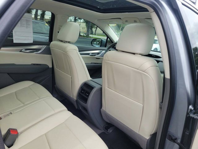 Used 2024 Cadillac XT5 Premium Luxury FWD image 11