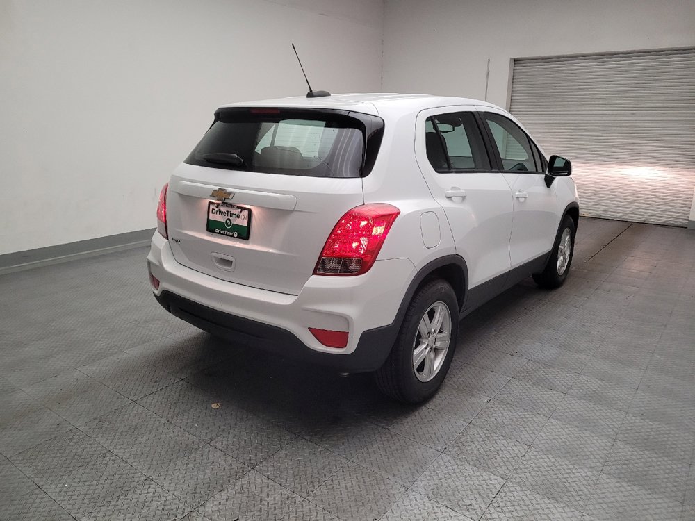 Used 2021 Chevrolet Trax LS FWD image 9