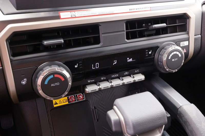 New 2025 Toyota Tacoma SR5 image 18