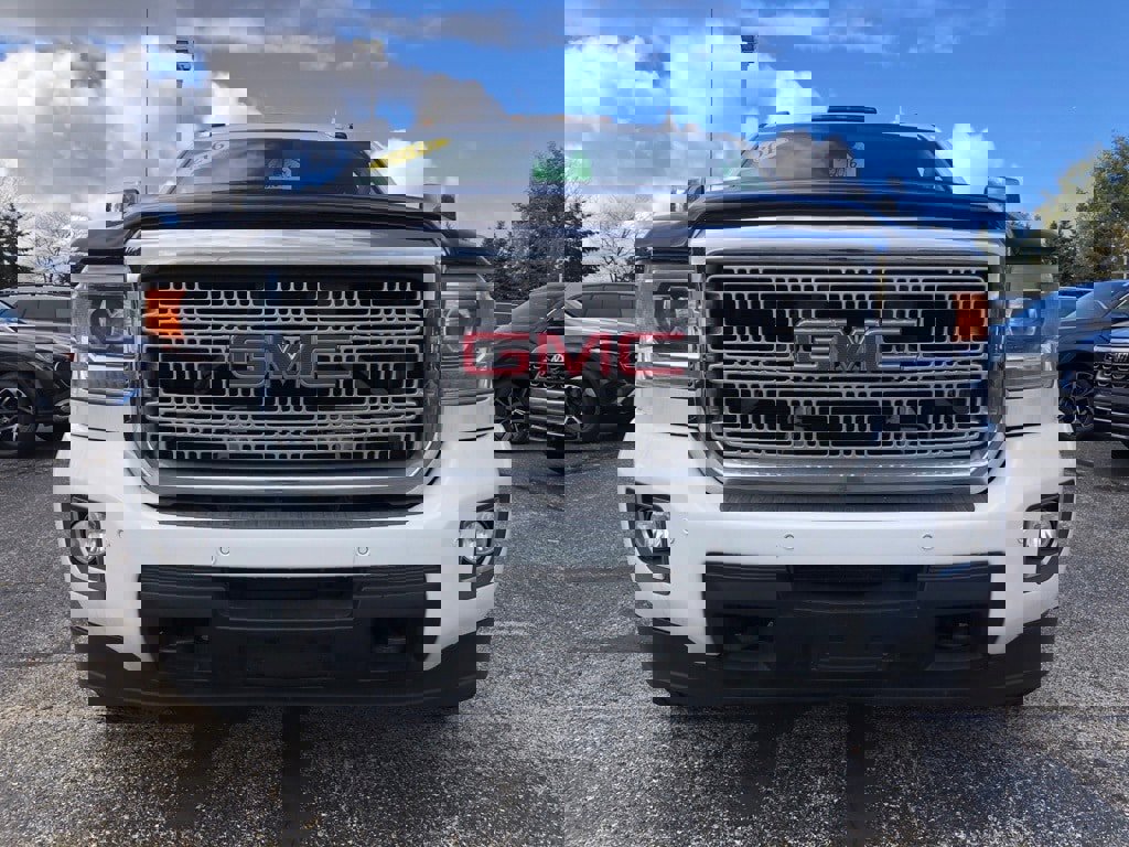 Used 2016 GMC Sierra 2500 Denali w/ Duramax Plus Package image 2