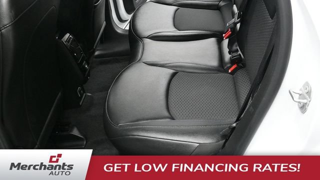 Used 2025 Jeep Compass Latitude AWD/4WD image 15