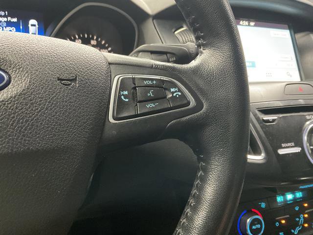 Used 2016 Ford Focus Titanium image 20