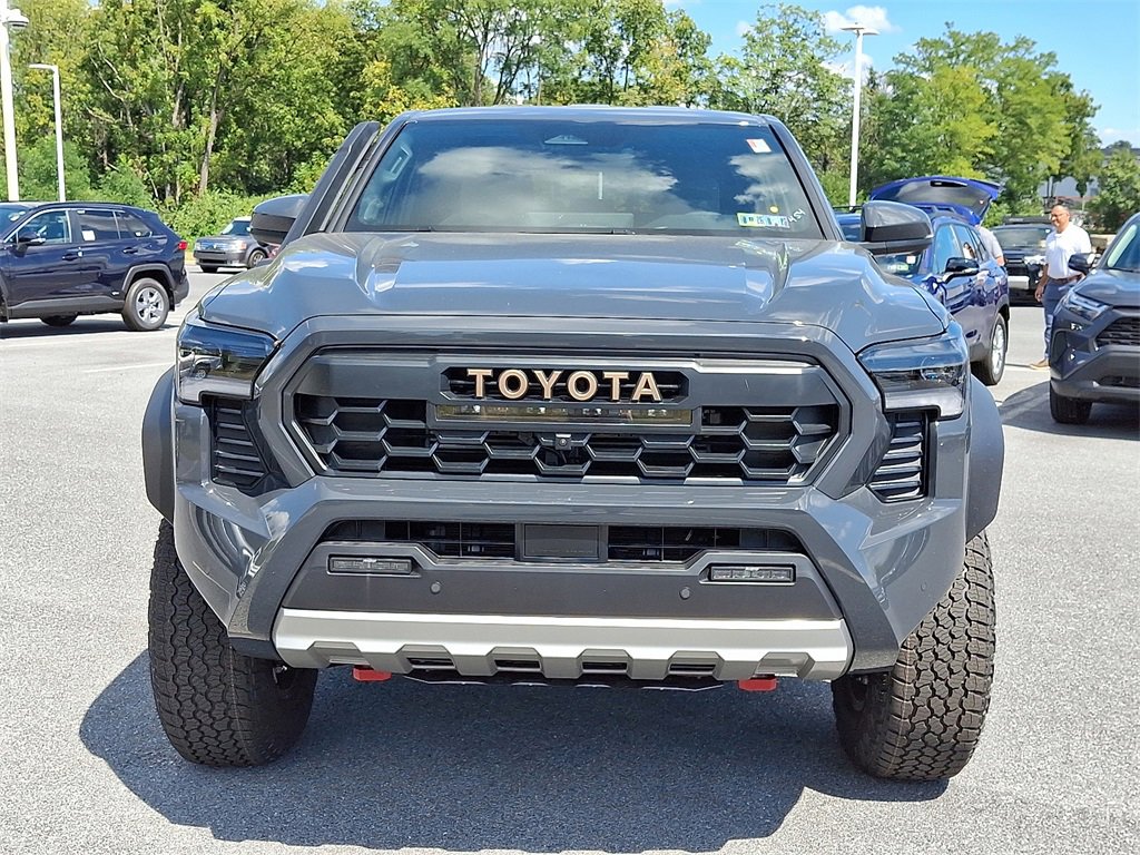 New 2025 Toyota Tacoma Trailhunter image 8