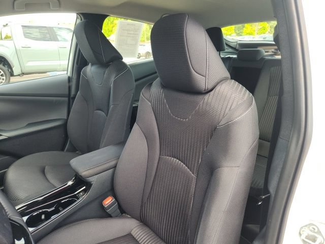 Used 2022 Toyota Prius Prime LE FWD image 16