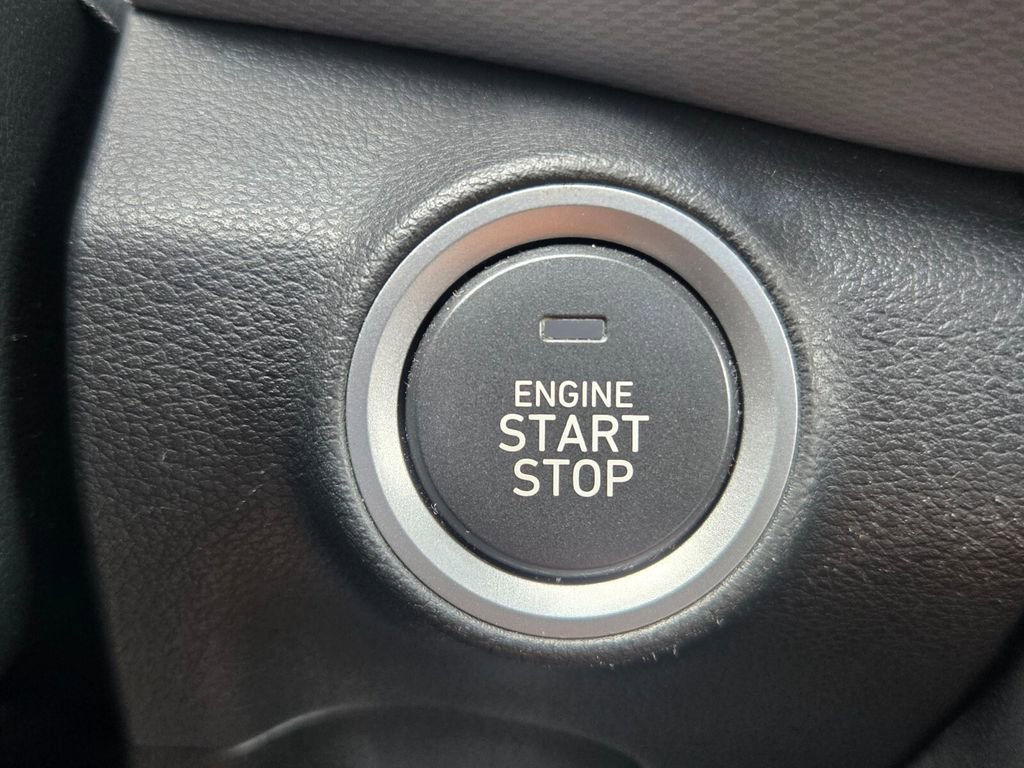 Used 2021 Hyundai Kona Ultimate image 24