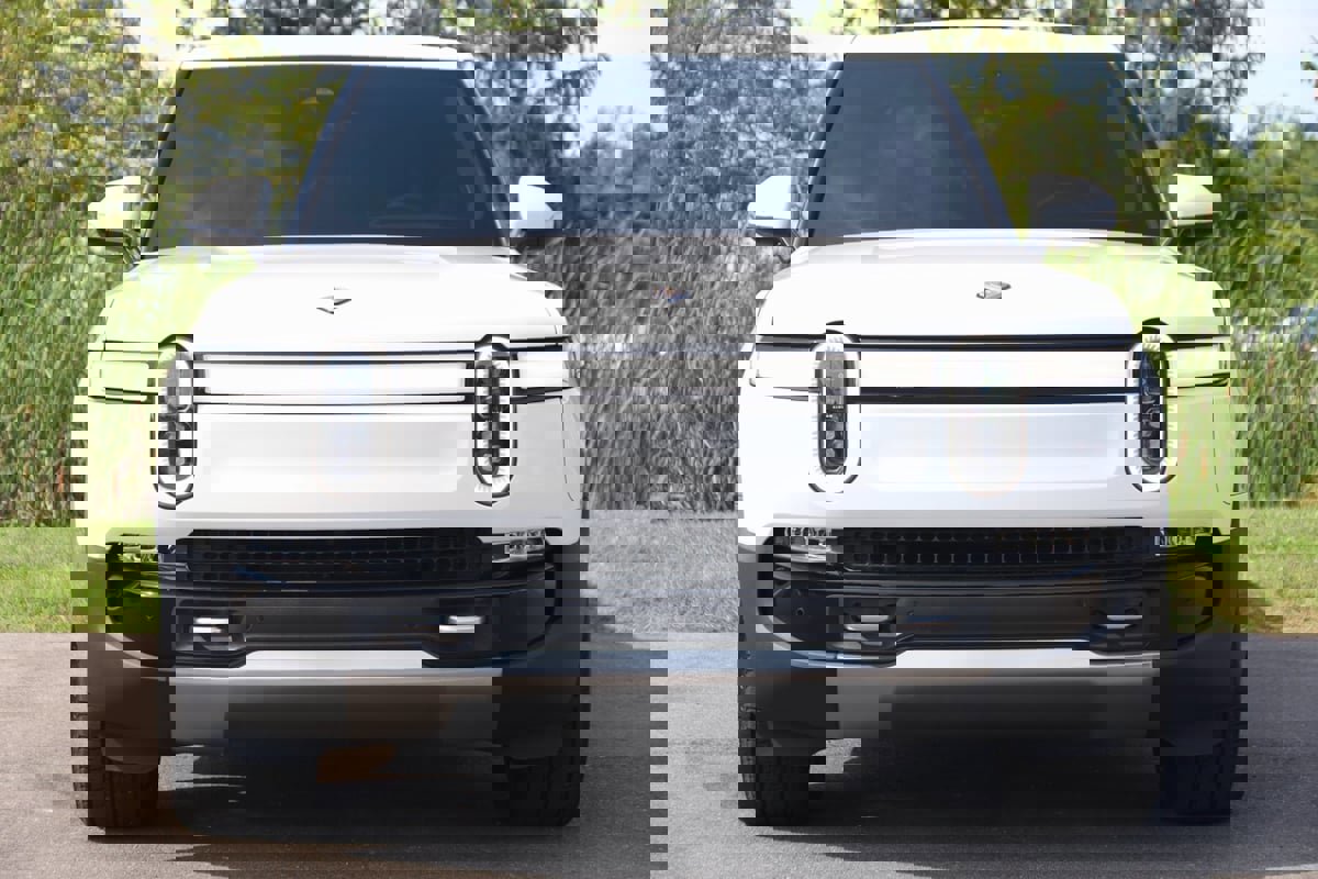 Used 2022 Rivian R1T Adventure image 73