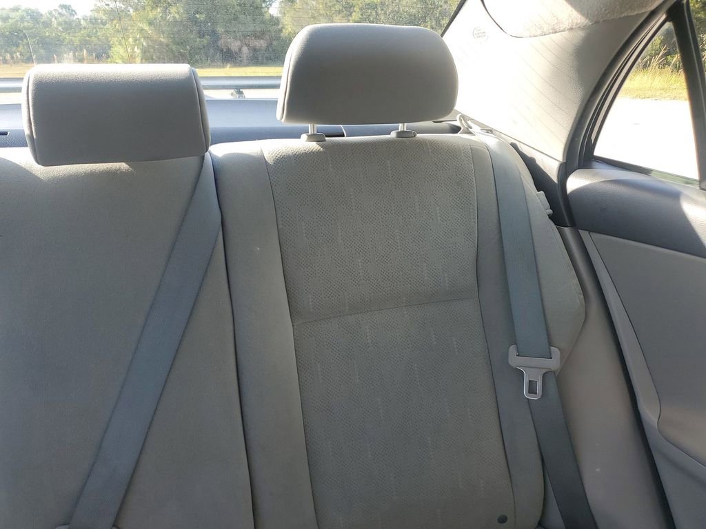 Used 2013 Toyota Corolla L image 14