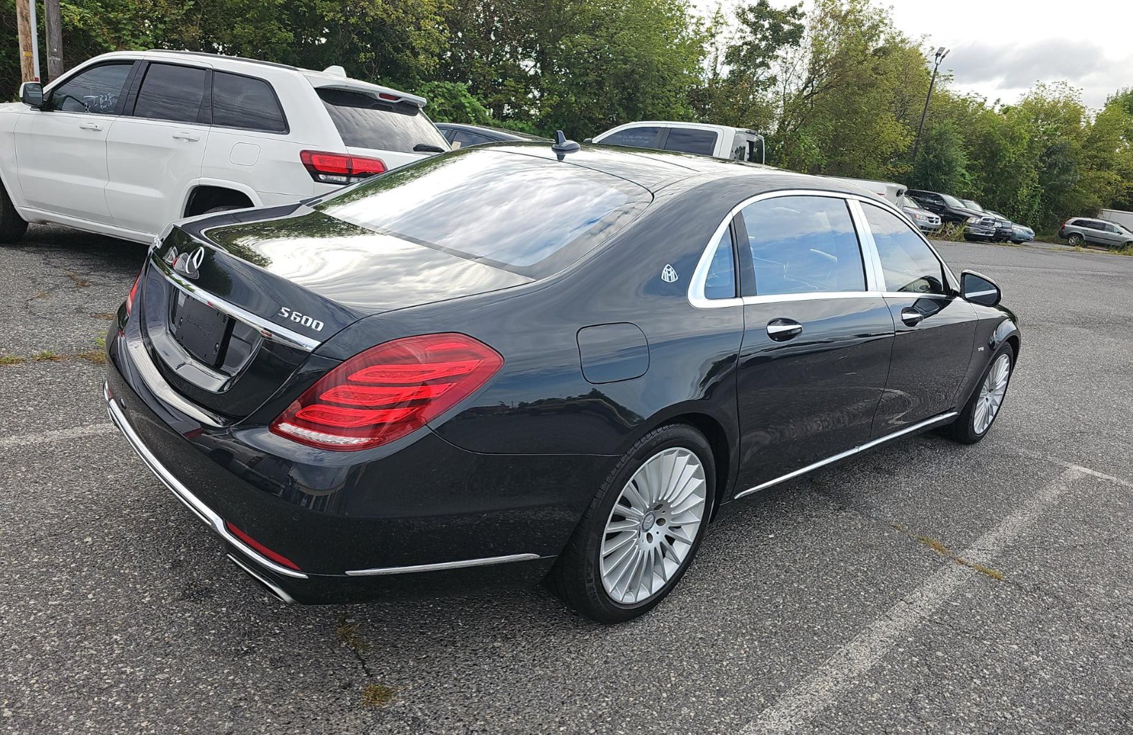 Used 2016 Mercedes-Benz Maybach S 600 image 3