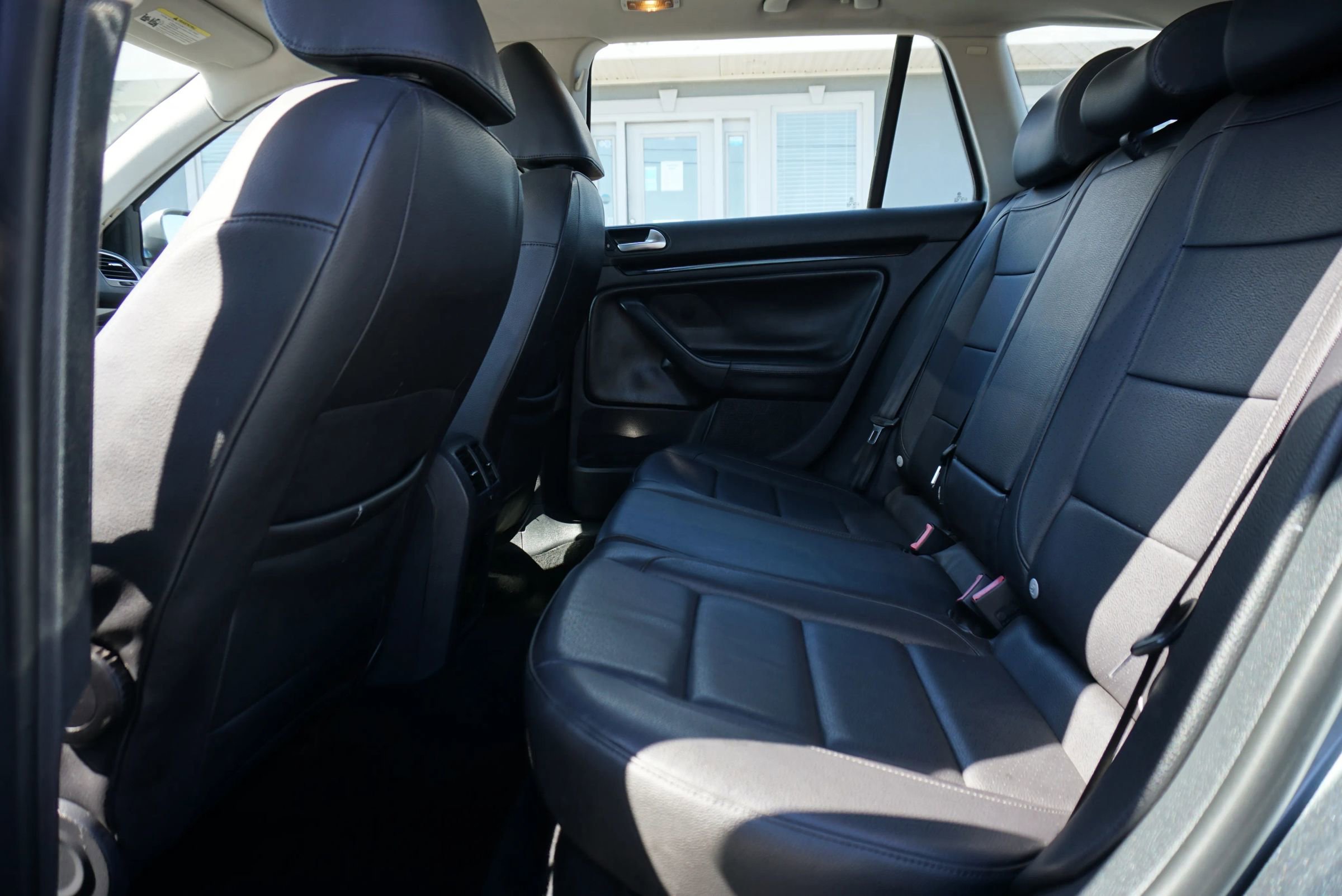 Used 2012 Volkswagen Jetta TDI image 16