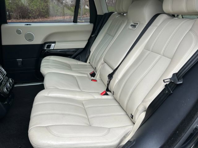 Used 2016 Land Rover Range Rover Long Wheelbase Supercharged image 28