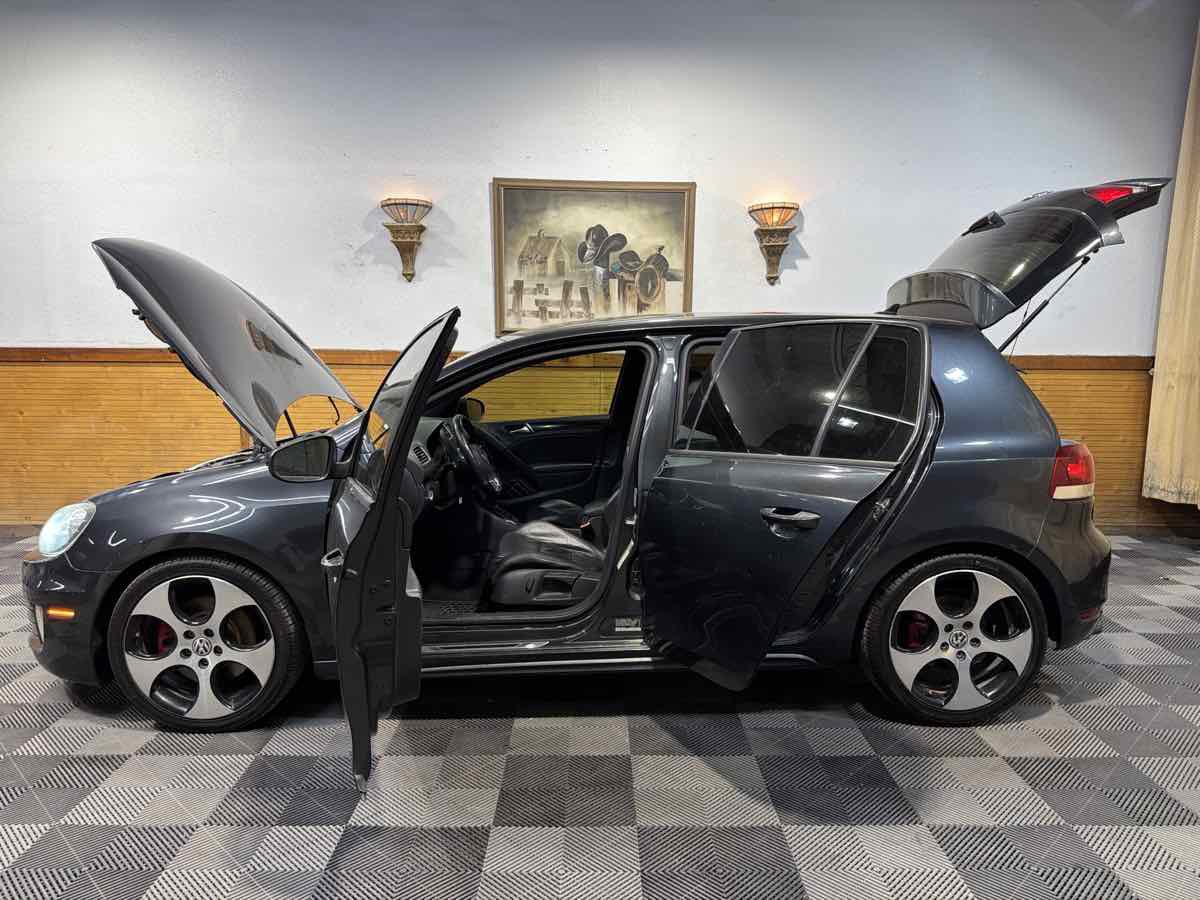Used 2013 Volkswagen GTI Wolfsburg Edition FWD image 13