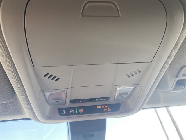 Used 2021 Chevrolet Equinox LT image 24