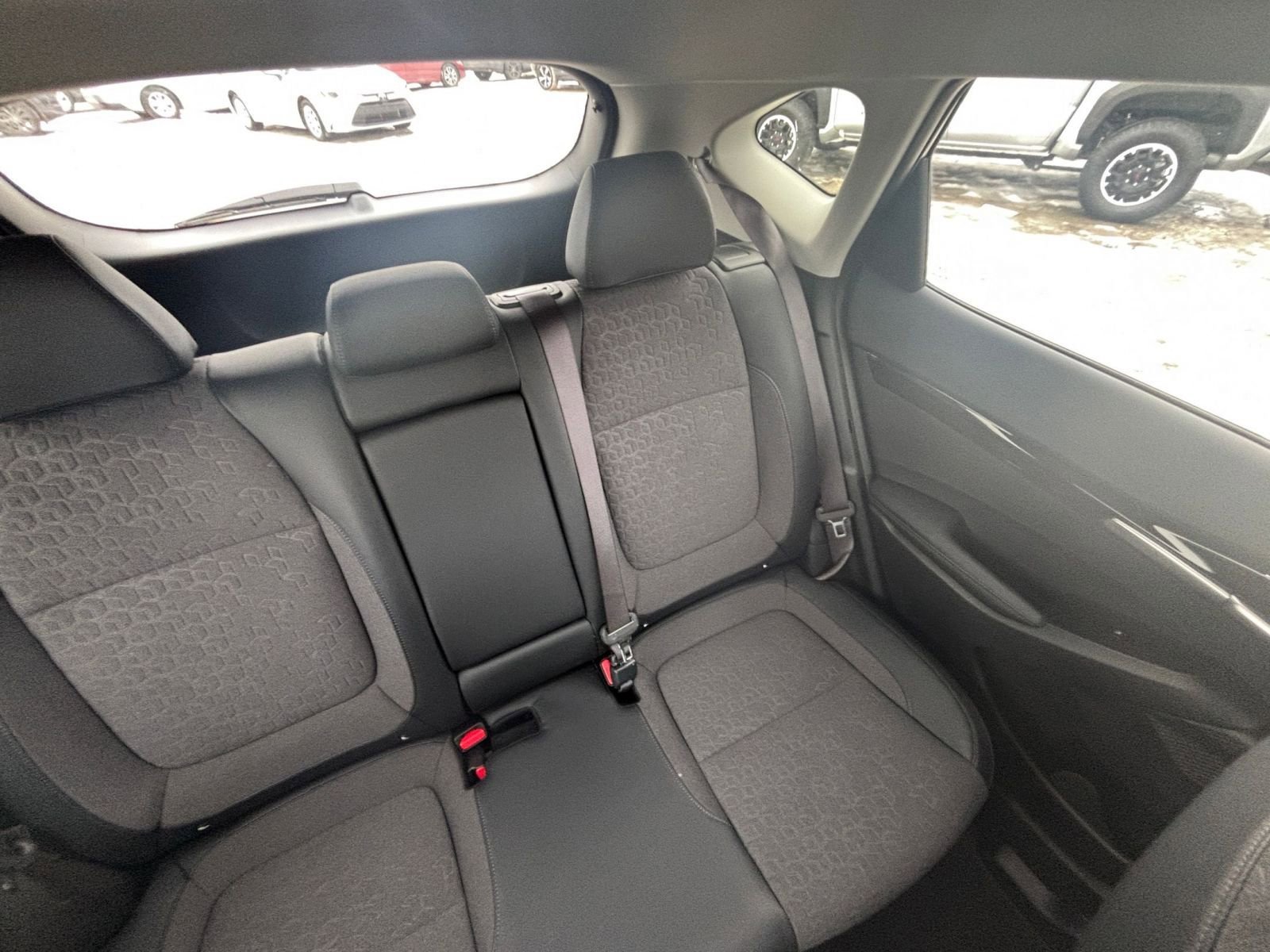 Used 2025 Kia Seltos S image 38