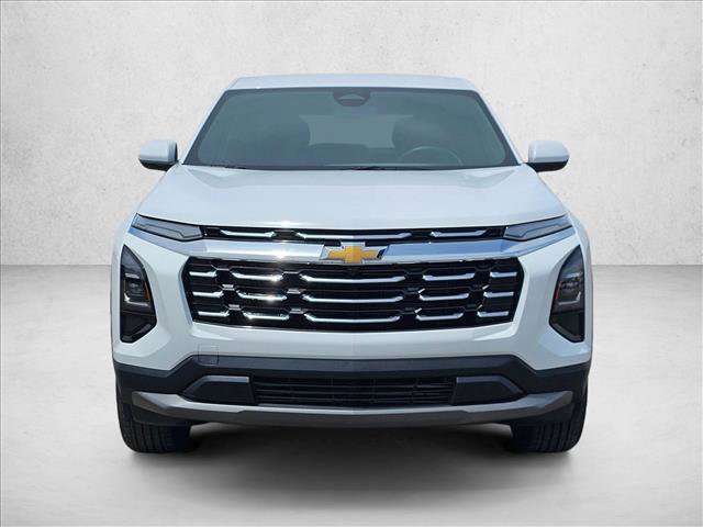 Used 2026 Chevrolet Equinox LT AWD/4WD image 2