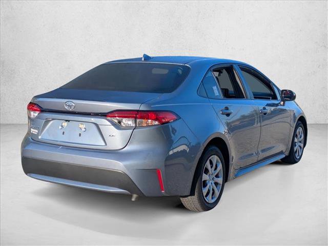 Used 2022 Toyota Corolla LE FWD image 3