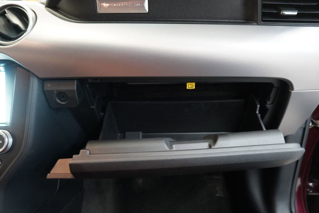 Used 2018 Ford Mustang Premium image 32