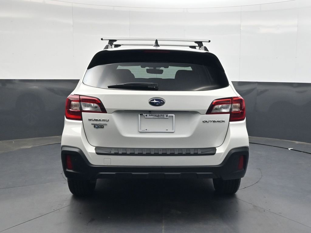 Used 2018 Subaru Outback 2.5i Touring w/ Popular Package #3 AWD/4WD image 5