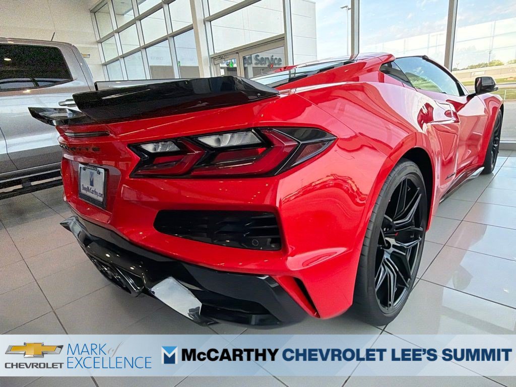 New 2027 Chevrolet Corvette Z06 RWD image 4