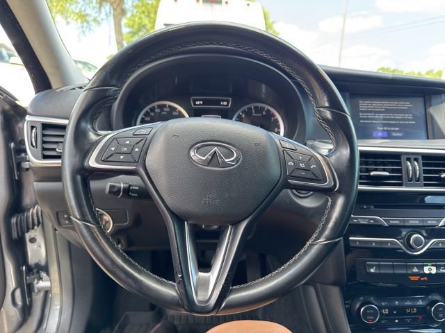 Used 2018 INFINITI QX30 Premium w/ Navigation Package AWD/4WD image 27
