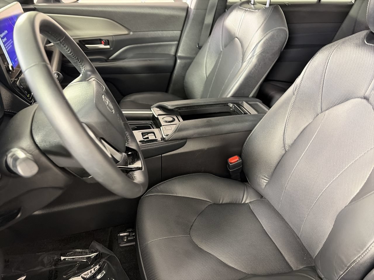 Used 2025 Toyota Grand Highlander AWD Hybrid image 19