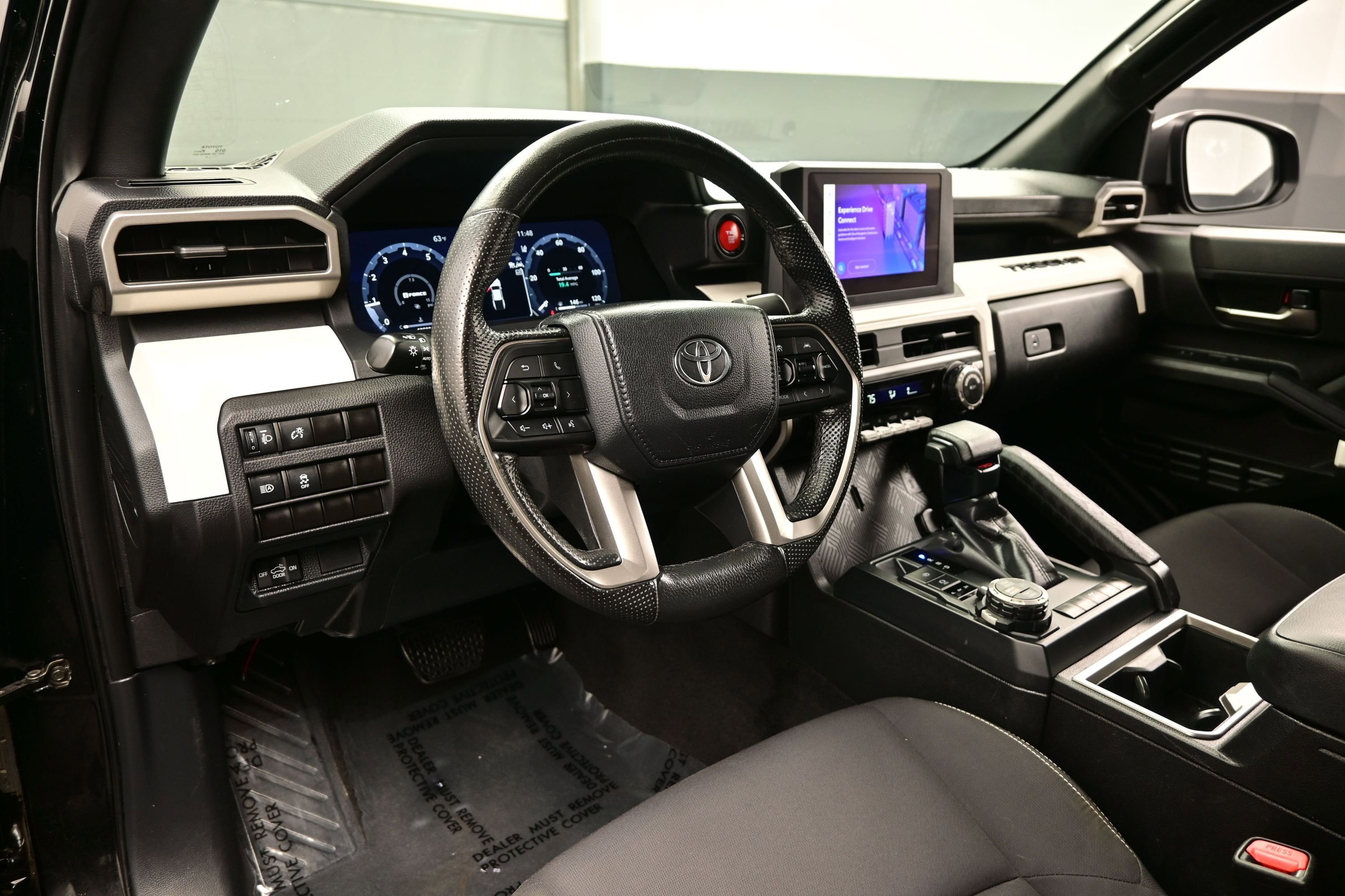 Used 2024 Toyota Tacoma TRD Off-Road AWD/4WD image 12