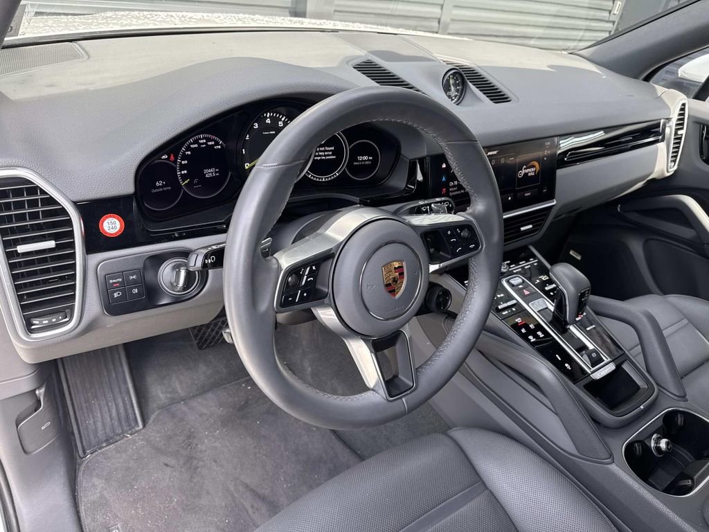 Certified 2023 Porsche Cayenne image 21