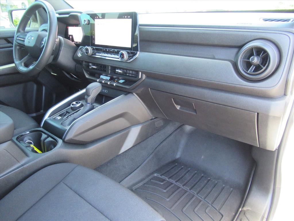 Used 2024 Chevrolet Colorado Trail Boss w/ Technology Package image 14