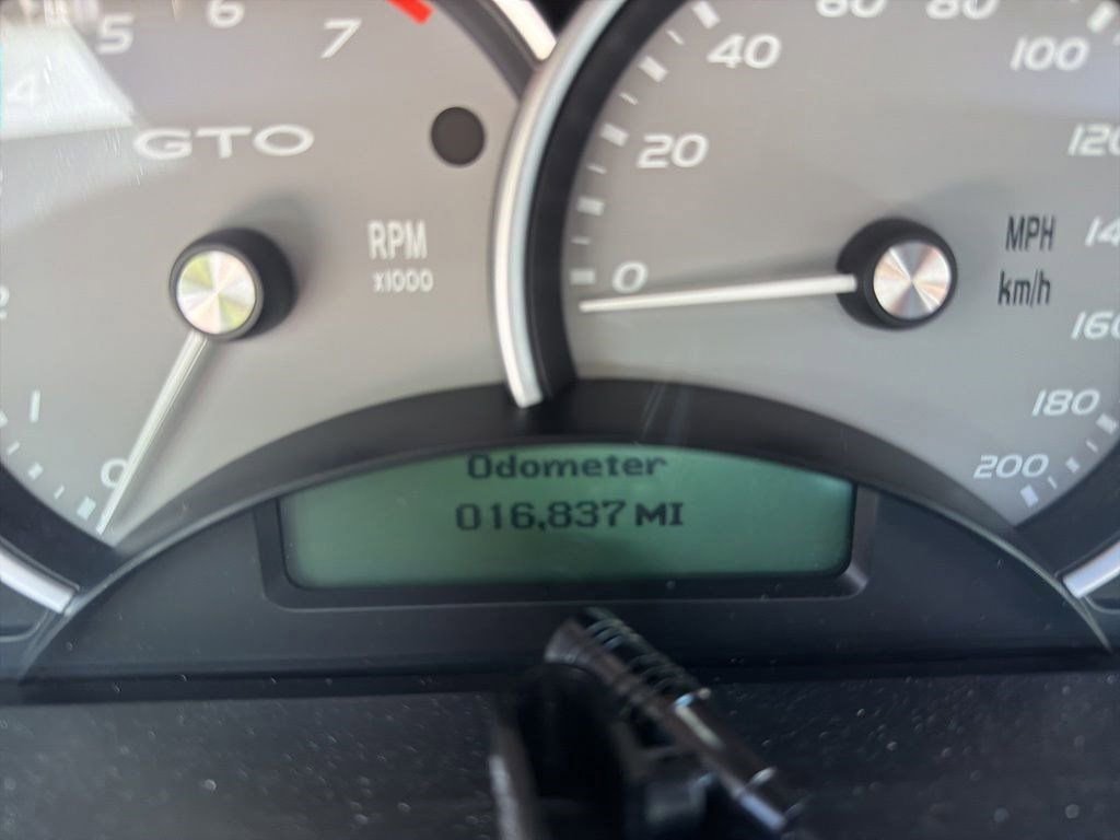 Used 2006 Pontiac GTO RWD image 11