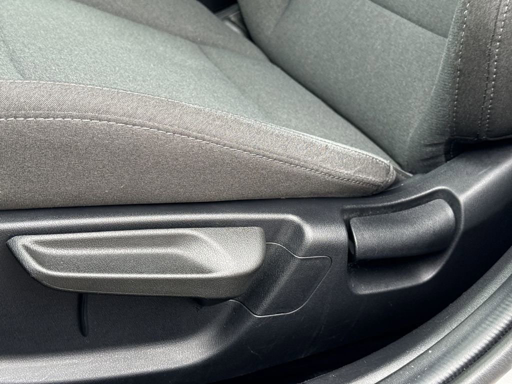 Used 2025 Kia K4 LXS image 14