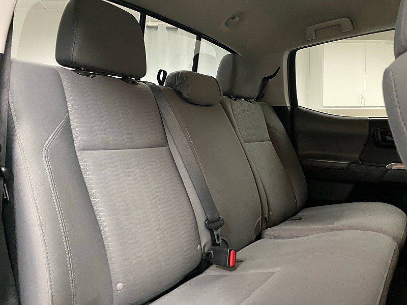 Used 2019 Toyota Tacoma SR5 AWD/4WD image 11
