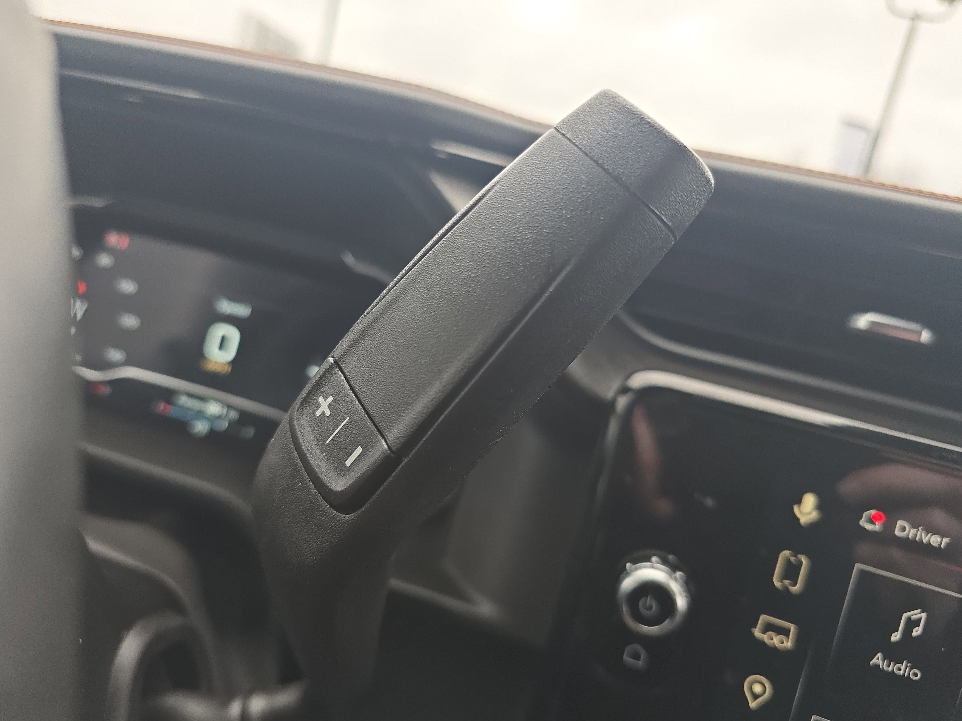 Used 2025 GMC Sierra 2500 AT4 w/ AT4 Premium Plus Package image 27