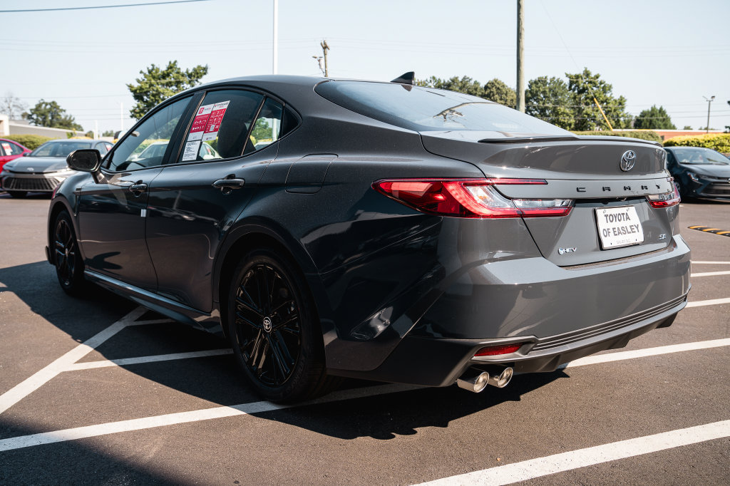 New 2026 Toyota Camry SE w/ Convenience Package FWD image 5