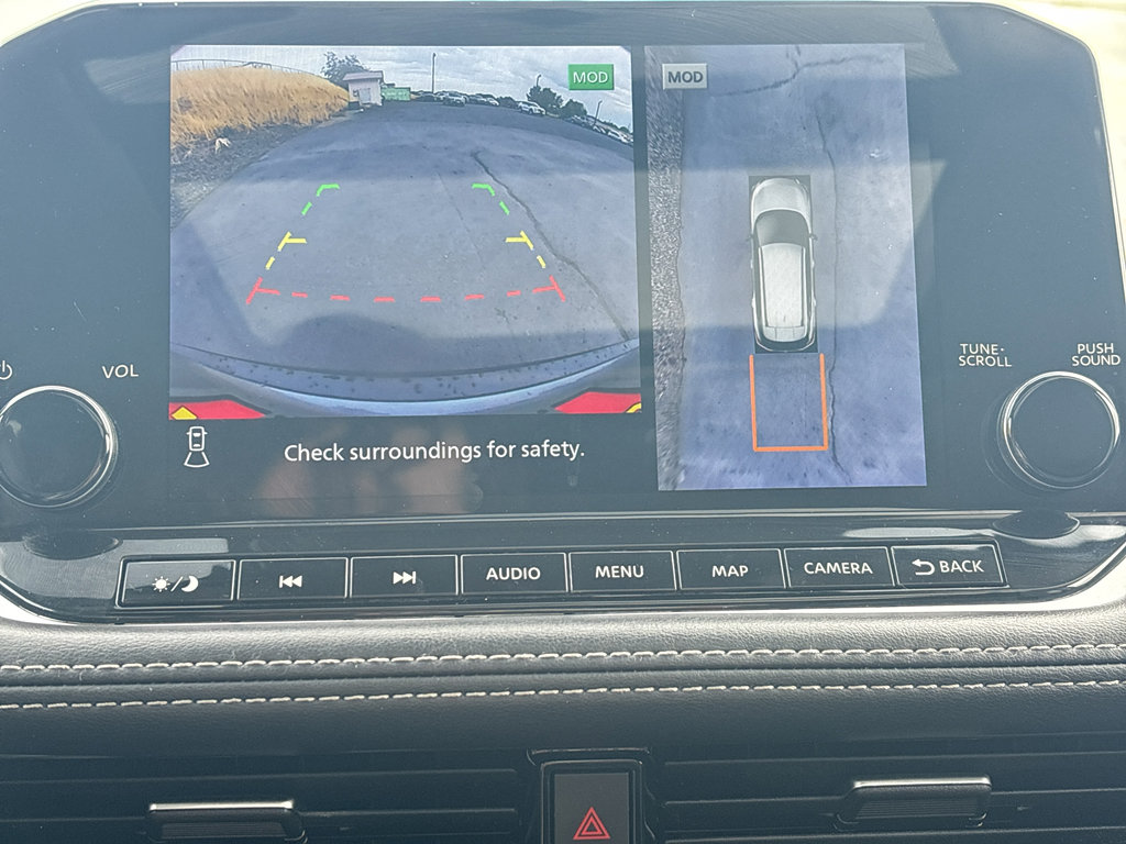 Used 2023 Nissan Rogue SL w/ SL Premium Package image 21