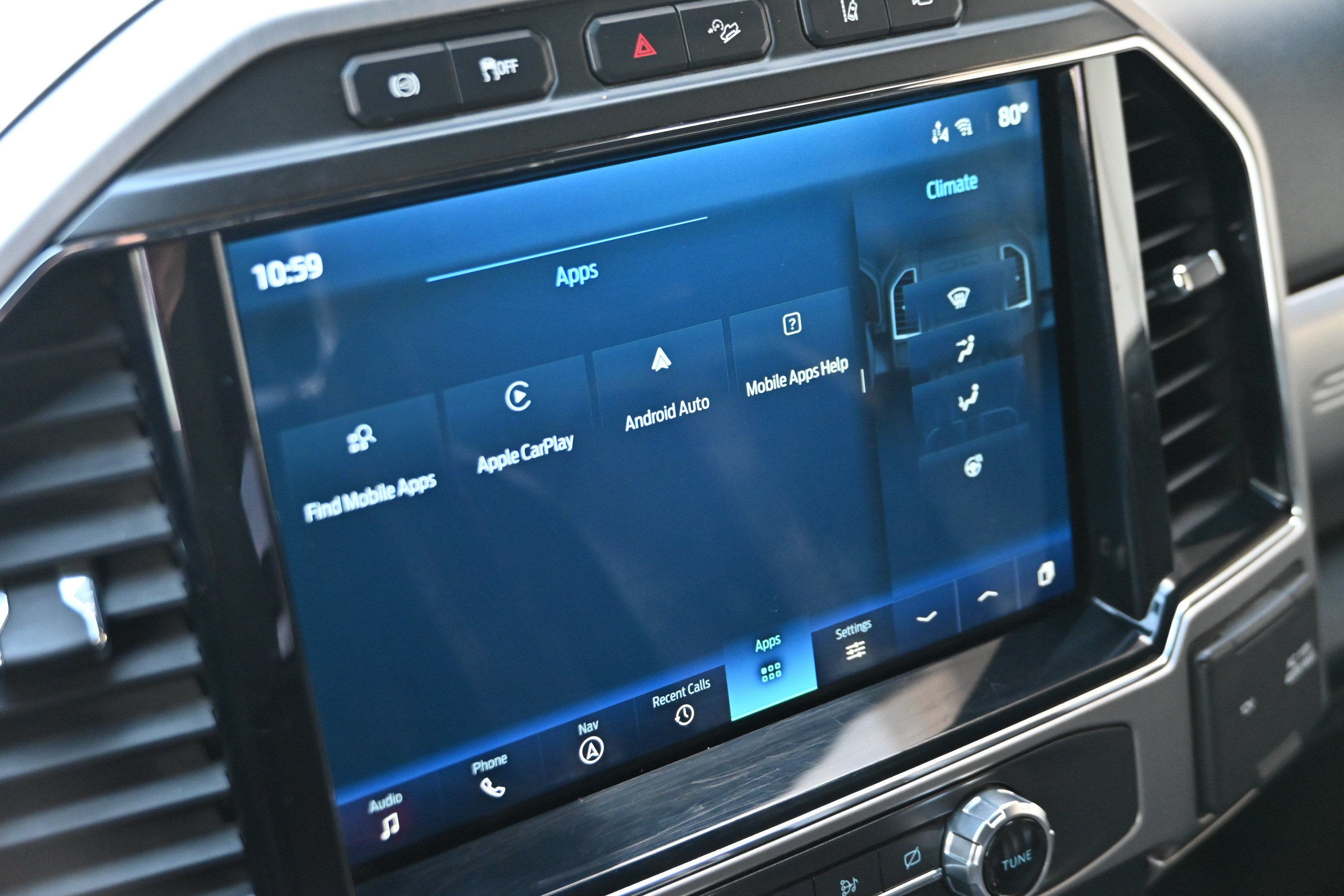 Used 2022 Ford F250 Platinum w/ FX4 Off-Road Package AWD/4WD image 18