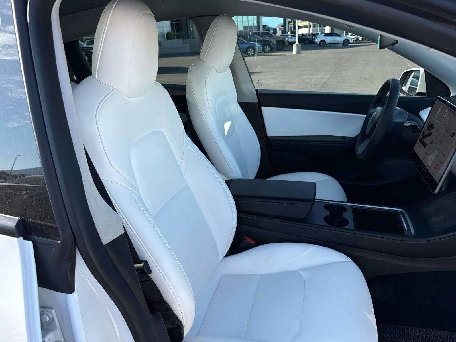 Used 2021 Tesla Model Y Long Range AWD/4WD image 18