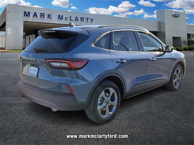 New 2026 Ford Escape ST-Line image 3