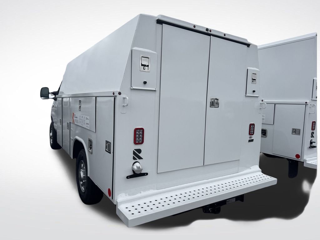 New 2026 Ford E-350 and Econoline 350 Super Duty w/ Power Equipment Group RWD image 17