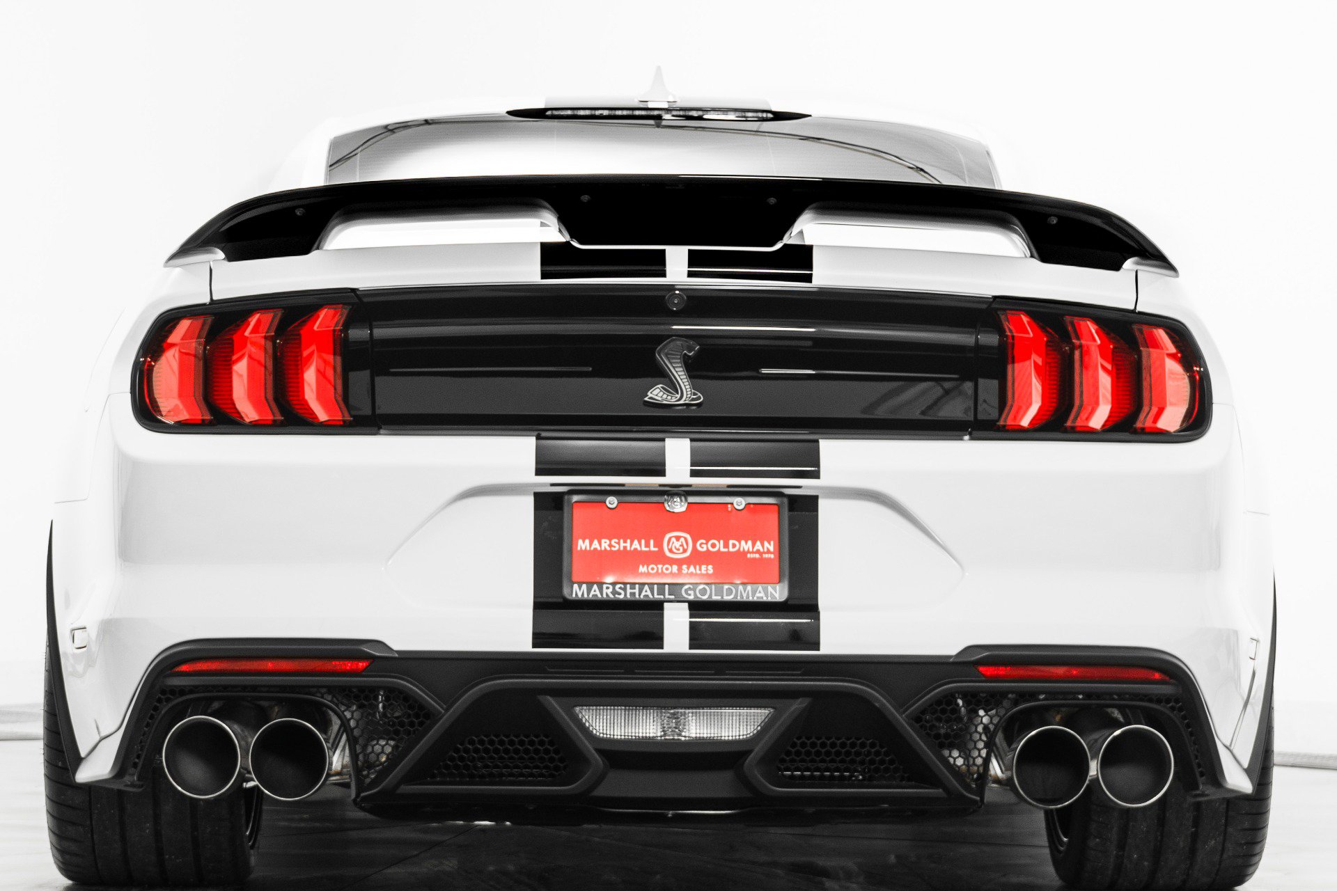 Used 2022 Ford Mustang Shelby GT500 w/ Technology Package RWD image 8