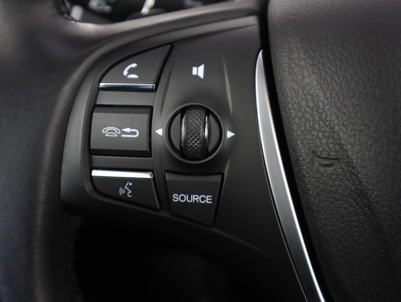 Used 2020 Acura TLX V6 SH-AWD image 28