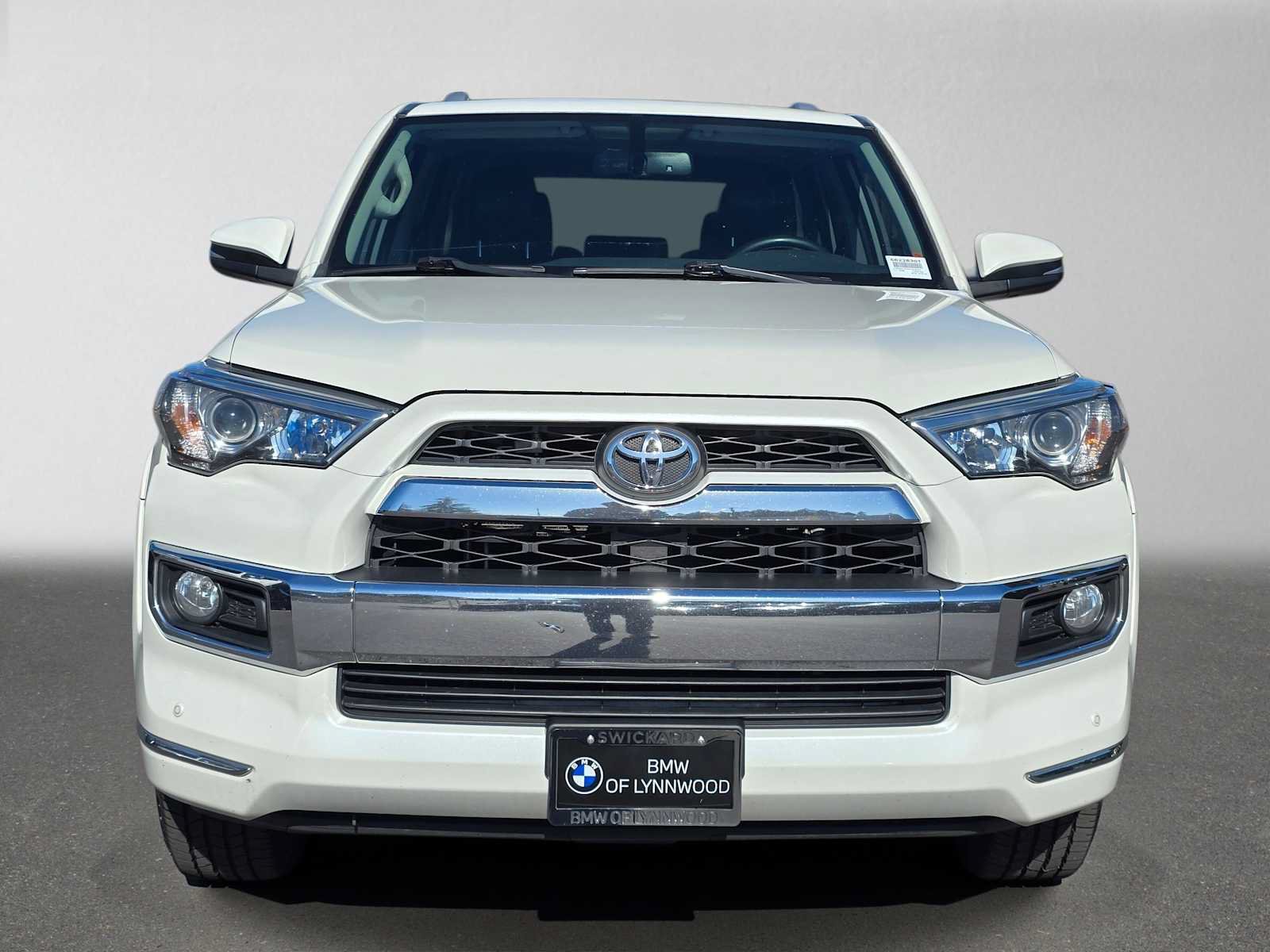 Used 2019 Toyota 4Runner Limited AWD/4WD image 8