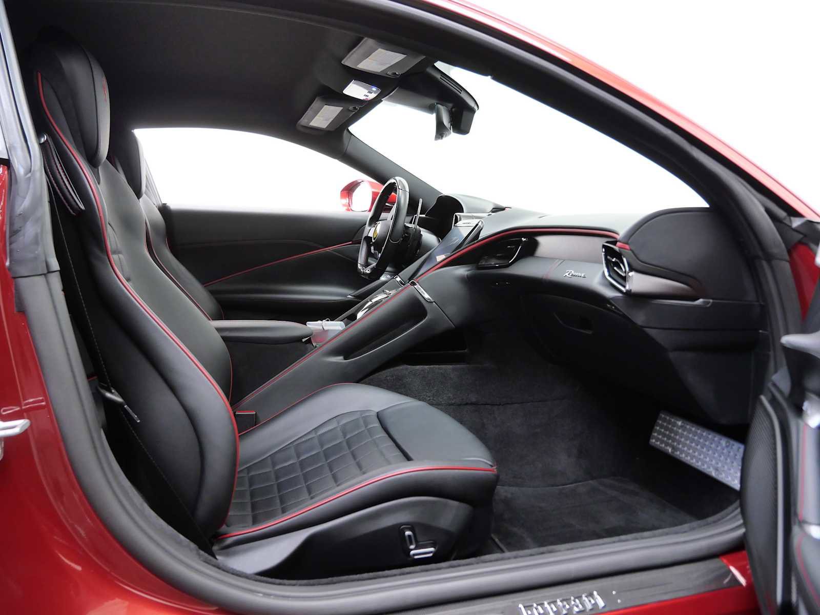 Certified 2021 Ferrari Roma RWD image 13